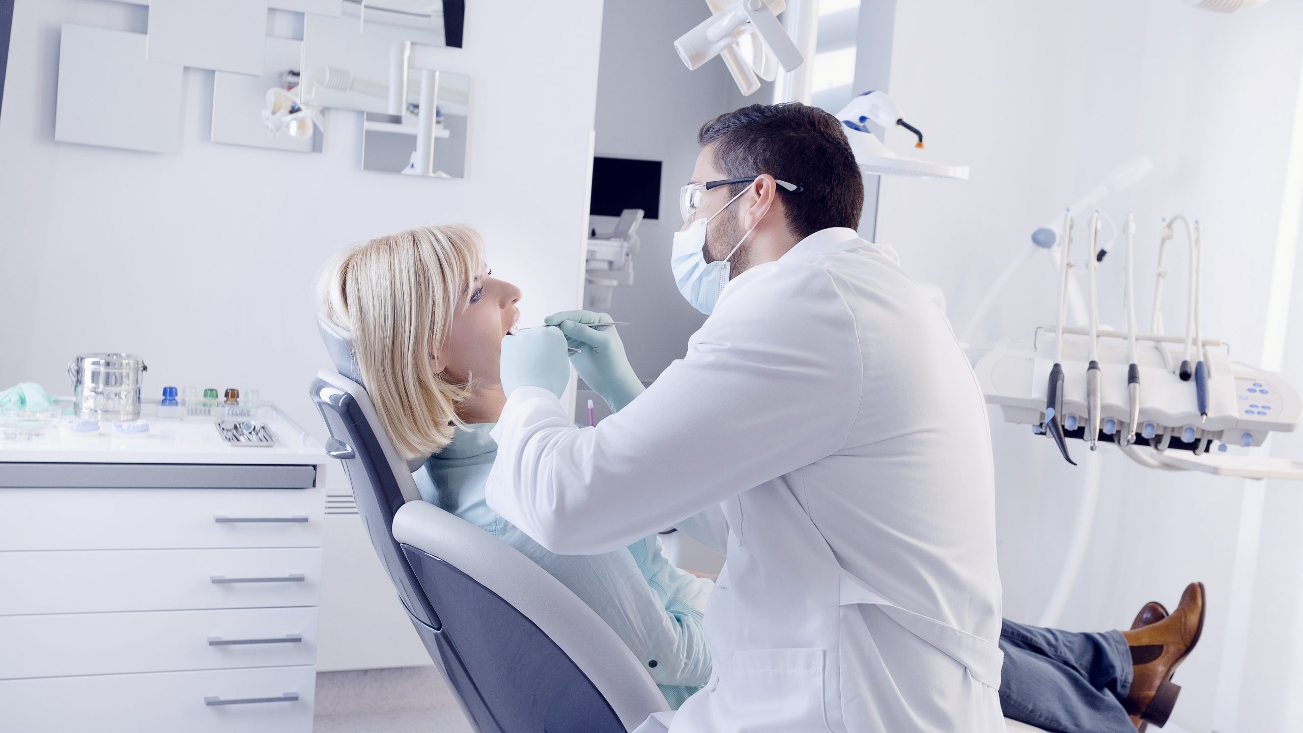 Dentist in Woodburn, IN